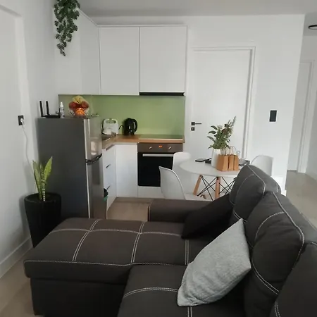 شقة Modern & Spacious 100m From The خيرسونِسوس