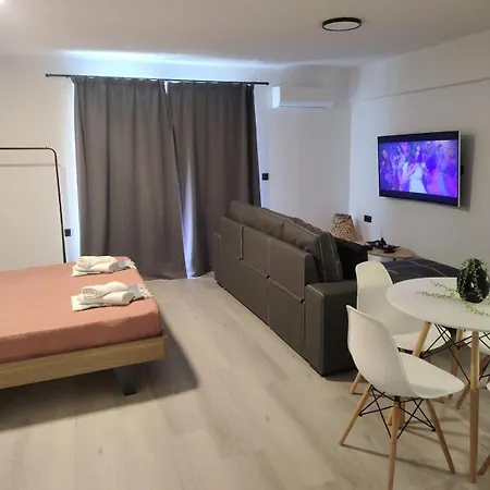شقة Modern & Spacious 100m From The *