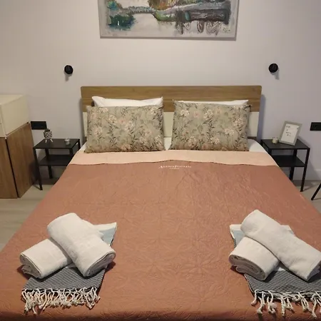 شقة Modern & Spacious 100m From The