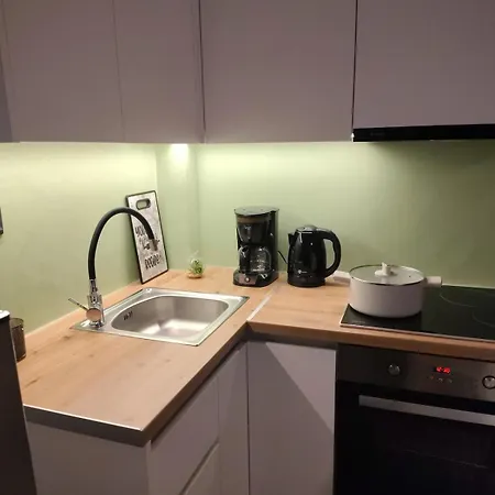 Modern & Spacious 100m From The * خيرسونِسوس