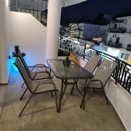 Modern & Spacious 100m From The * خيرسونِسوس
